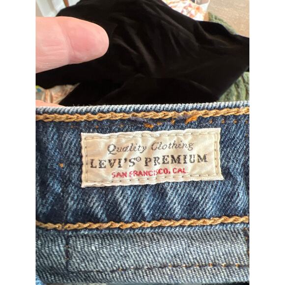 Vintage Levi’s women’s size 27 70’s high rise flare jeans - Picture 4 of 5